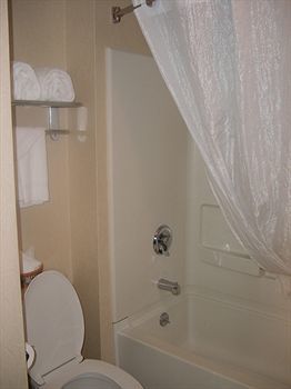 La Quinta By Wyndham Knoxville North I-75 Hotel 3*